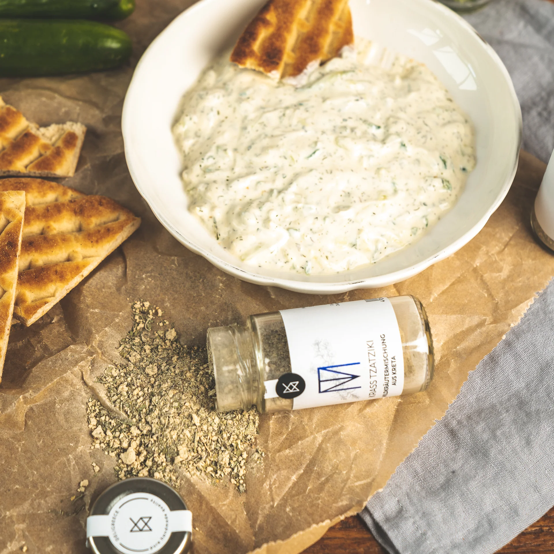 Wildkräutermischung für Tzatziki-Dip spezialitäten in Gera. Lebensmittel in Gera. Mobile Cocktailbar in Gera. Your Cocktail. wajos, deligreece